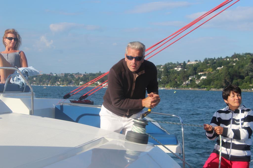 Floatinn Boat-bnb Botel Genebra