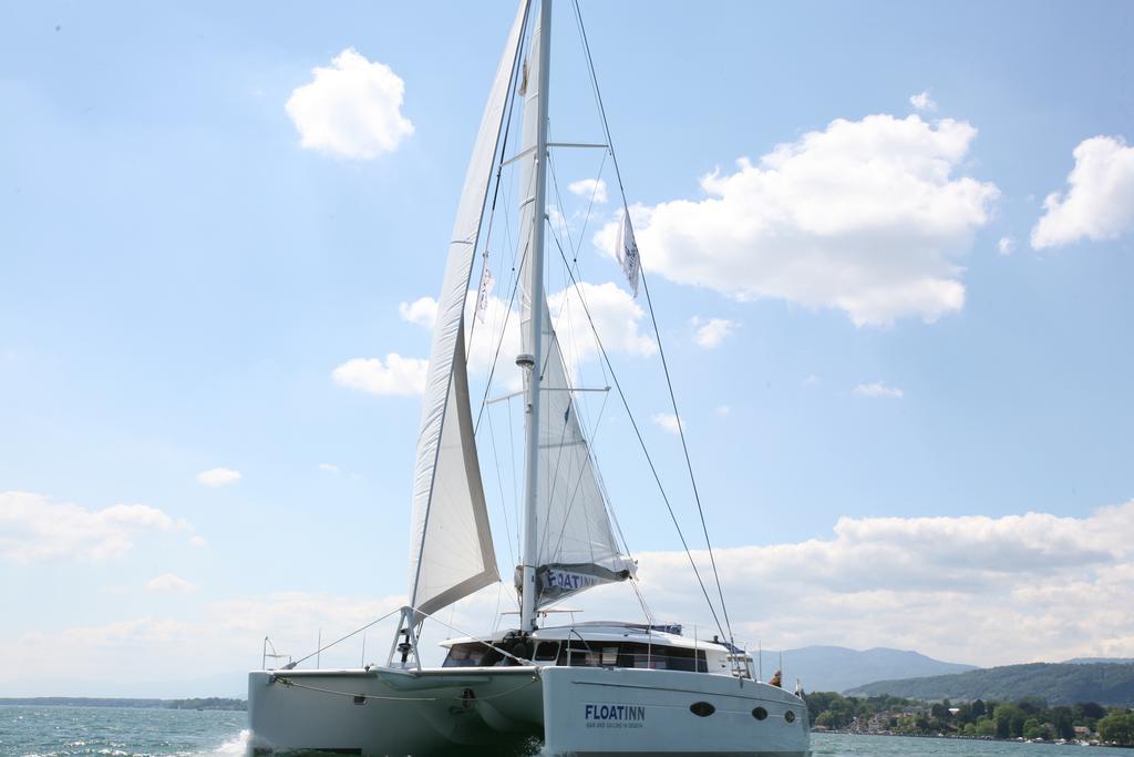 Floatinn Boat-bnb Botel Genebra