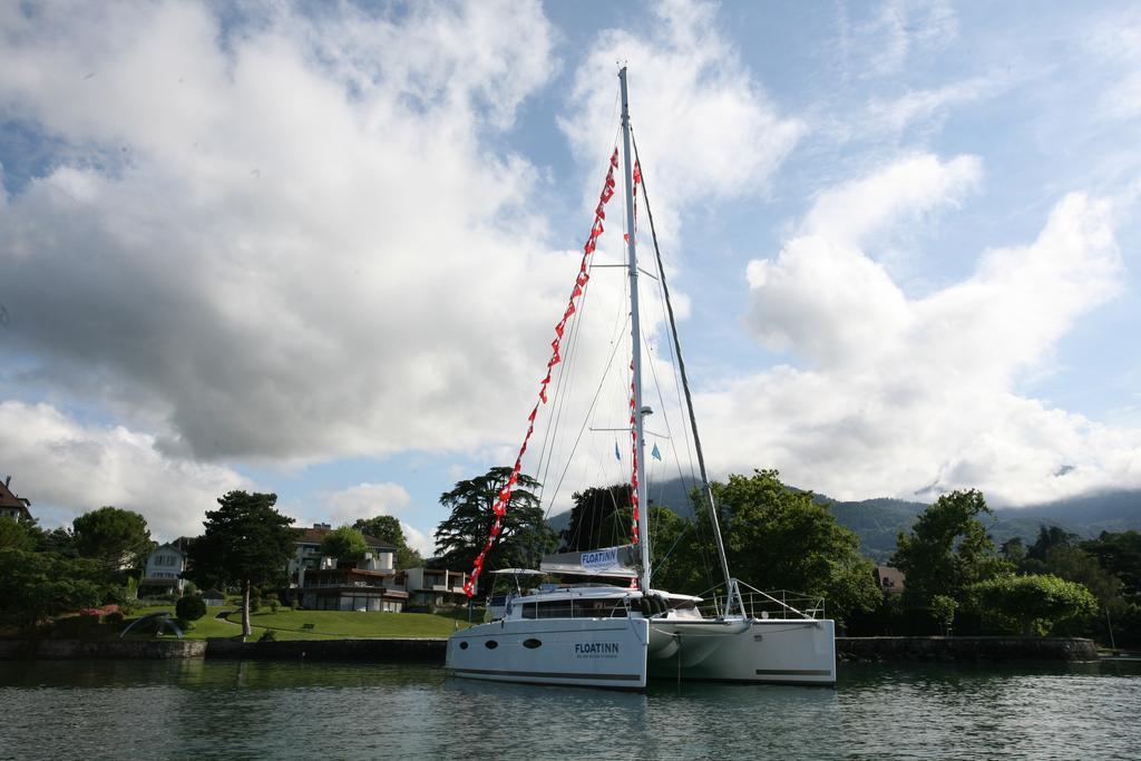Floatinn Boat-bnb 3* Genf