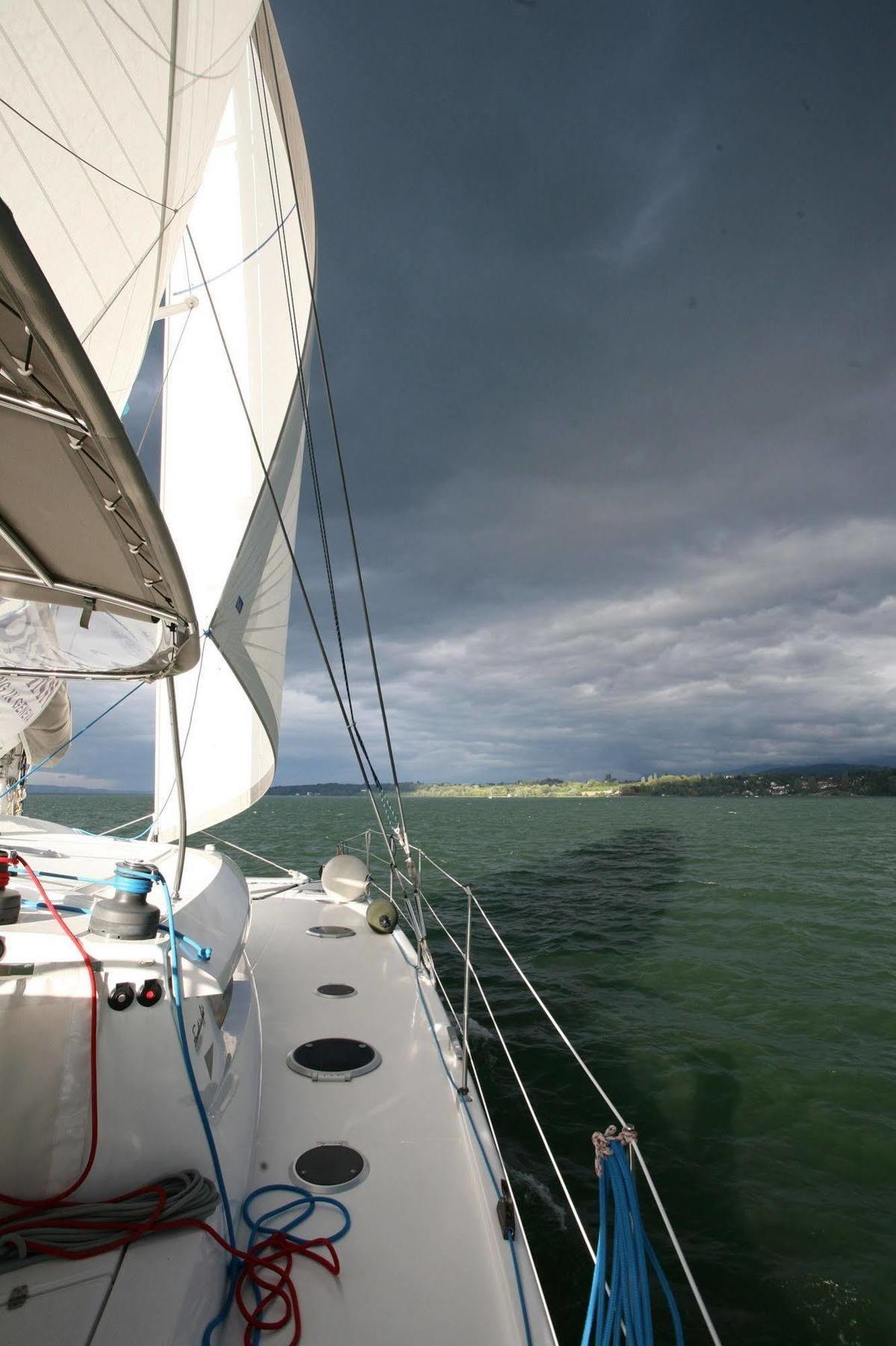 Floatinn Boat-bnb 3* Genf