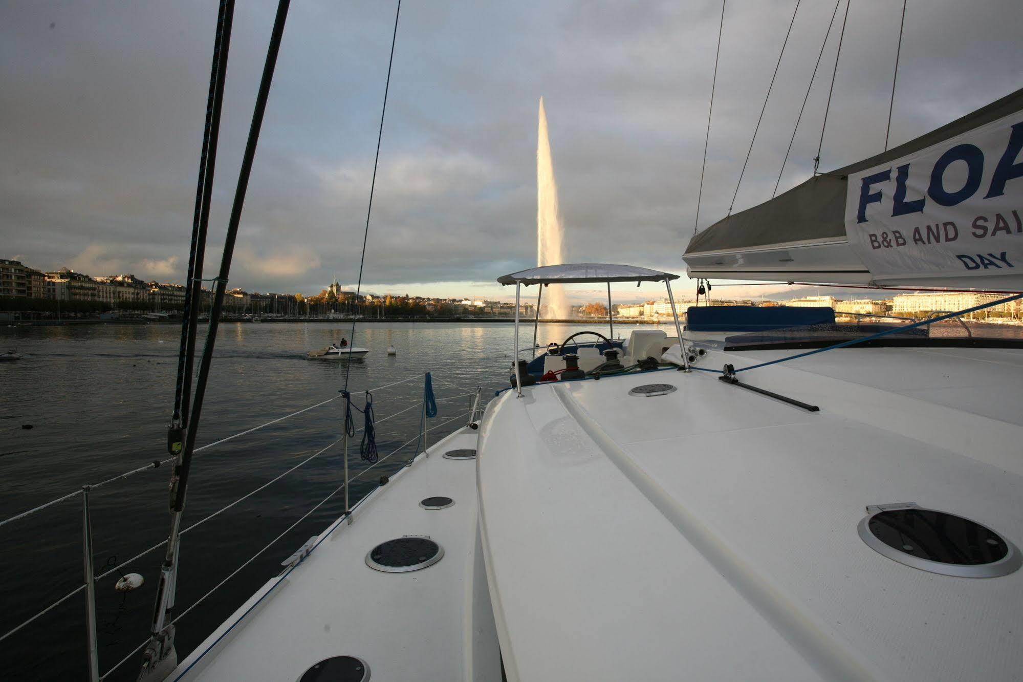 Floatinn Boat-bnb Botel Genf